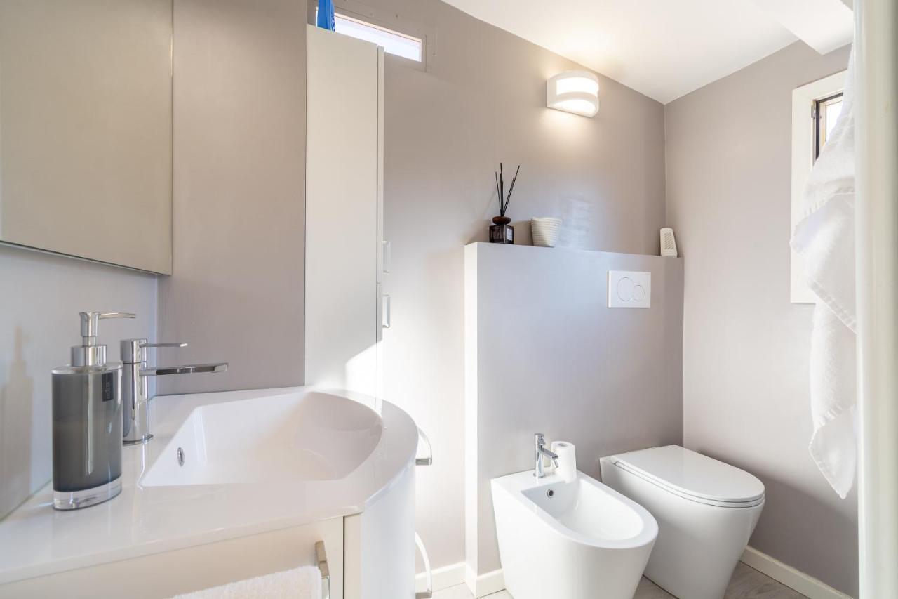 Housmart Tovaglie 9 Int 7 Appartement Bologna Buitenkant foto